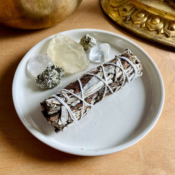 NEU! YERBA SANTA SMUDGE