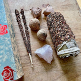 NEU! SAGRADA MADRE RÄUCHER KIT "BLÜTENBLÄTTER DER LIEBE"